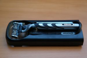 Use men's razors for shaving