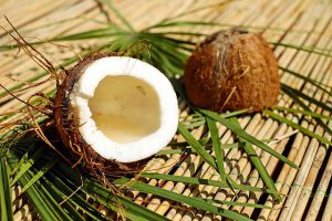 Coconut oil for stretch marks